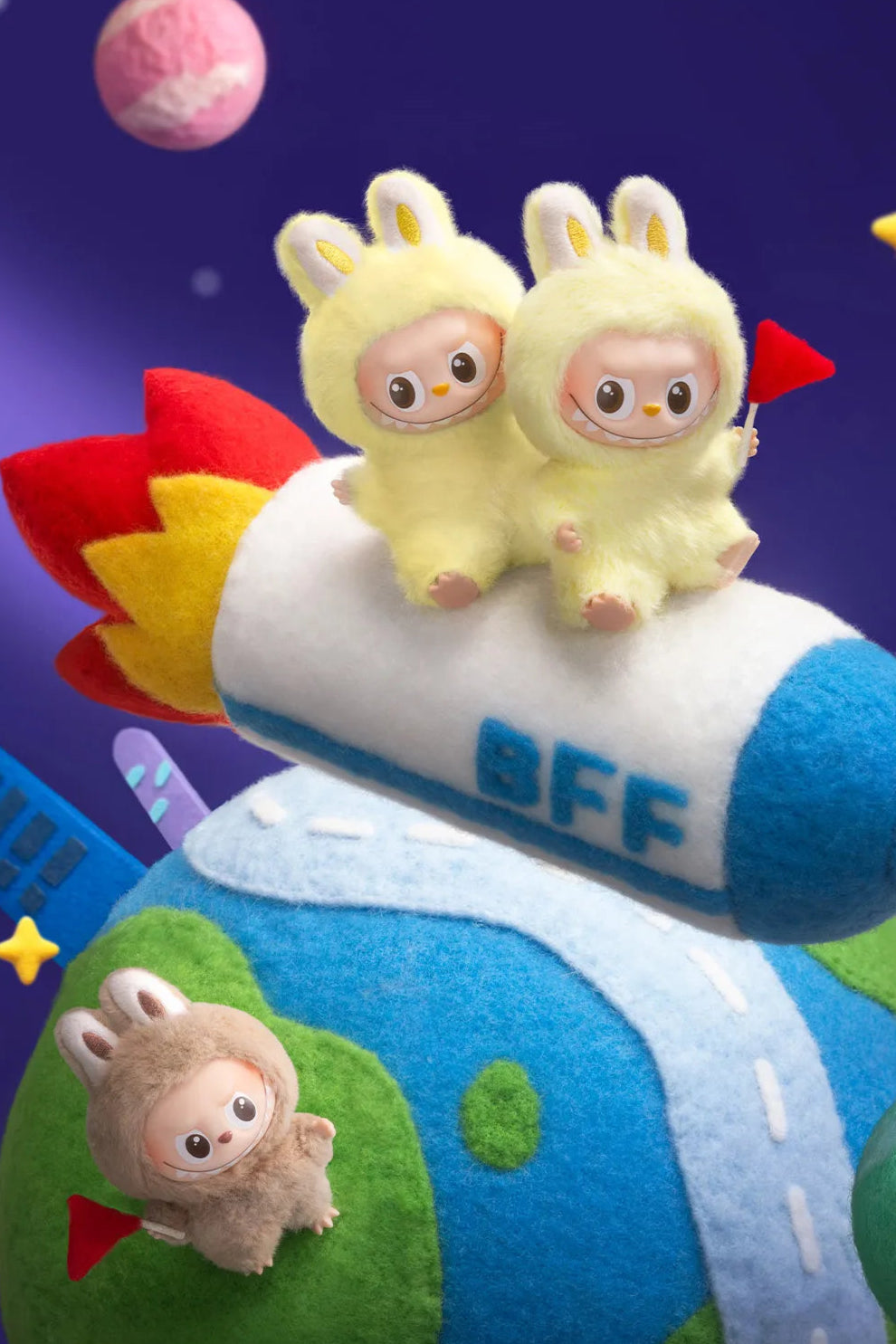 THE MONSTERS Pin for Love Series-Vinyl Plush Pendant - Authentic